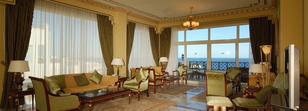 Discover the Hôtel Concorde El Salem Sharm El Sheikh Royal Cleopatra Suite >